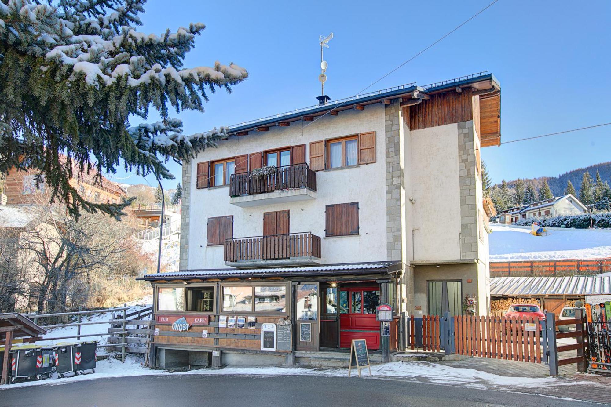 Miramonti 21 Ski In - Ski Out - Happy Rentals Oulx Eksteriør bilde